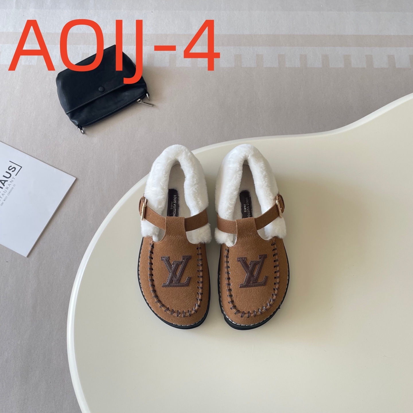 AOIJ  $53.88  SIZE 35-44 gallery