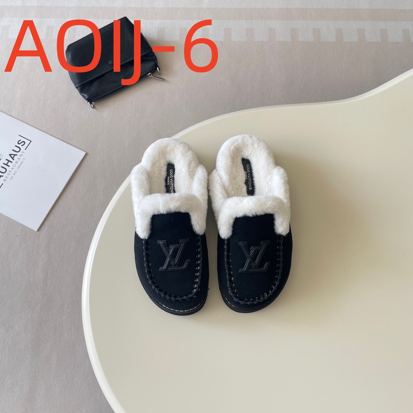 AOIJ  $53.88  SIZE 35-44 gallery