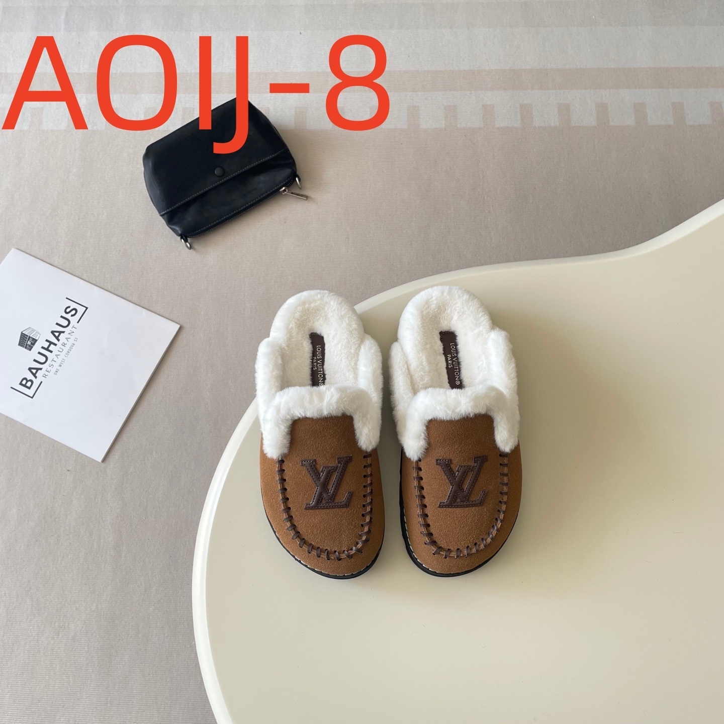 AOIJ  $53.88  SIZE 35-44 gallery