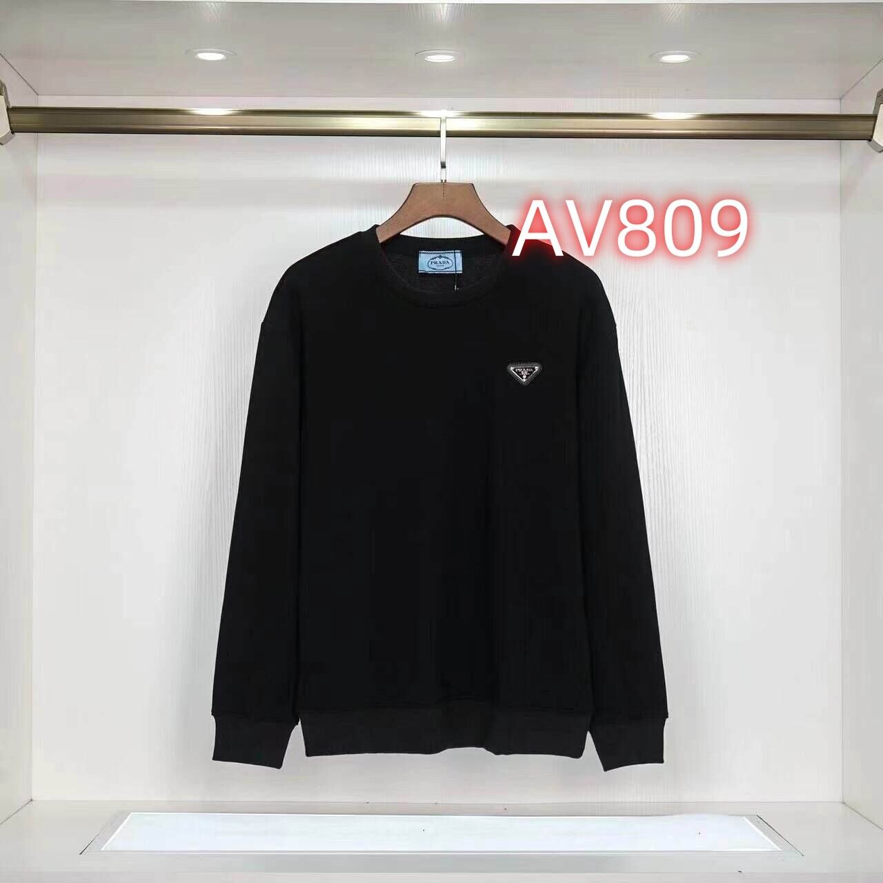 AV809 gallery