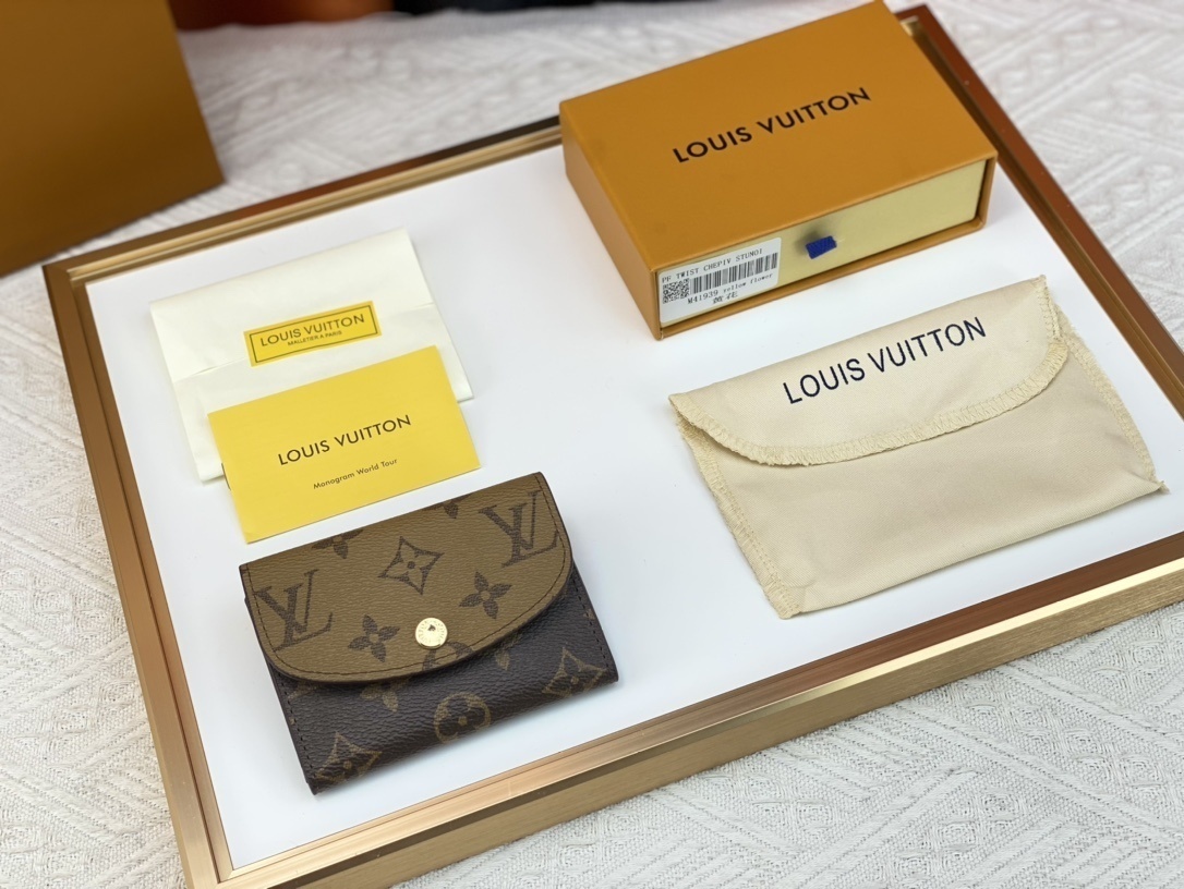 AV925 LV women wallet gallery