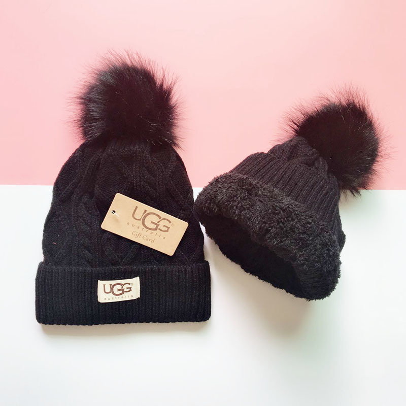 HDA1785 UGG hat gallery