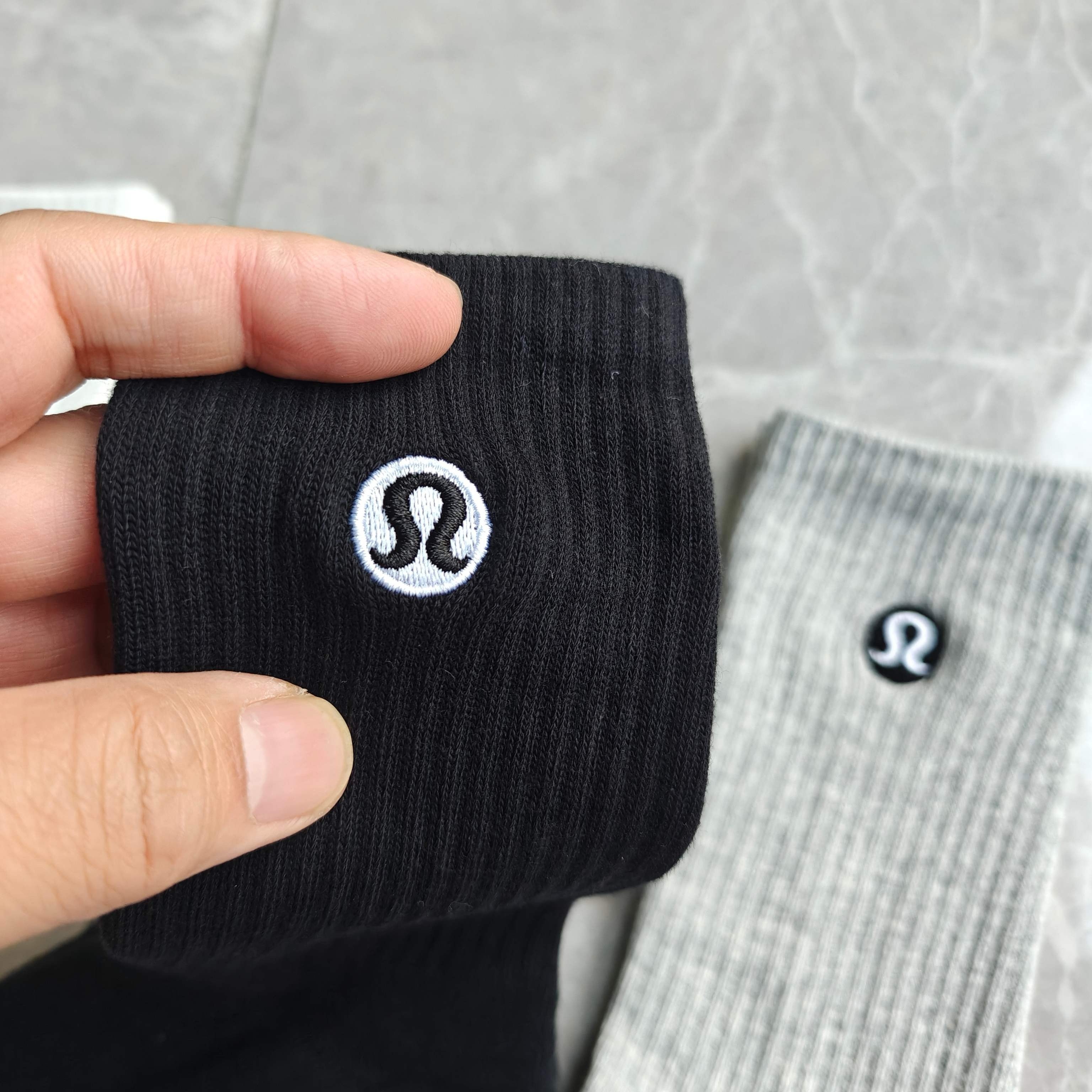 HDA6531 lululemon socks 3pairs/lot gallery