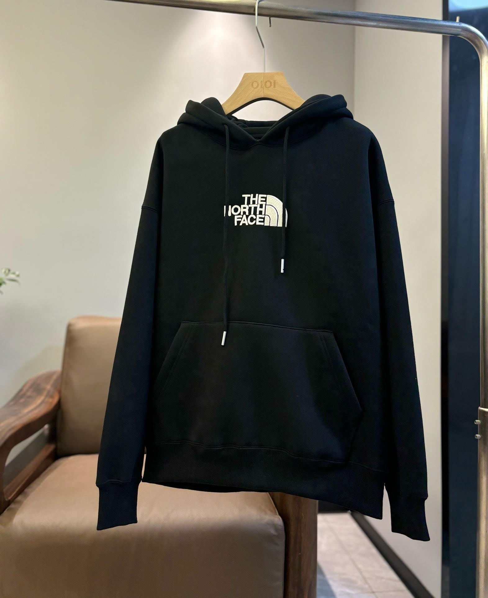 HDA6766 THE NORTH FACE hoodie gallery