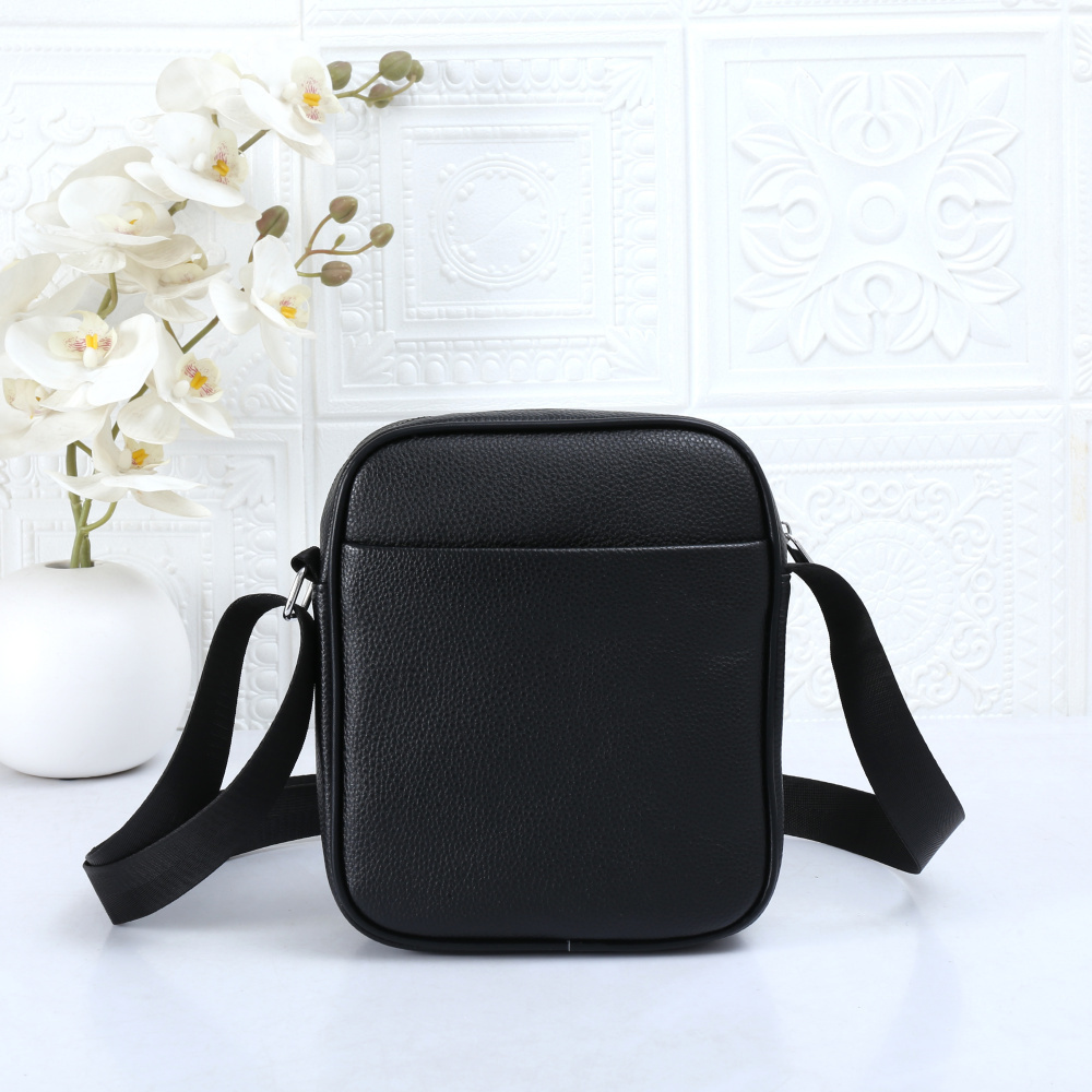 HDA6785 LV handbag gallery