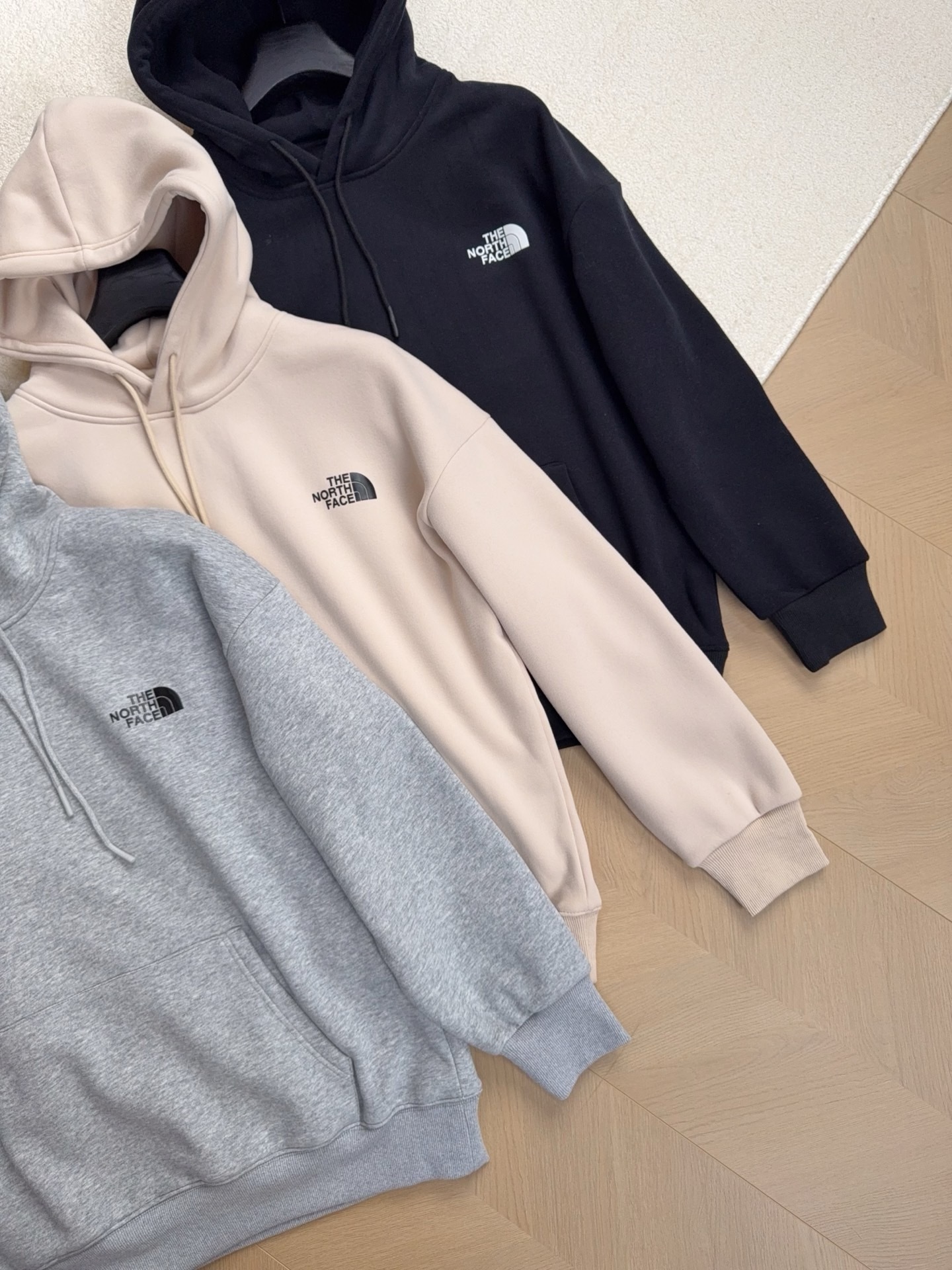 HDA6818 THE NORTH FACE hoodie gallery
