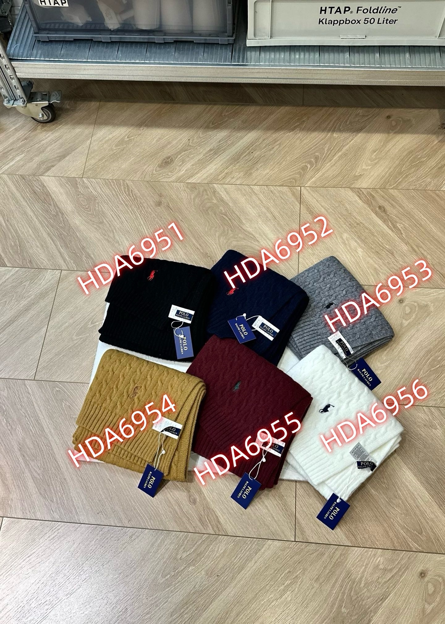 HDA6951 POLO scarf gallery