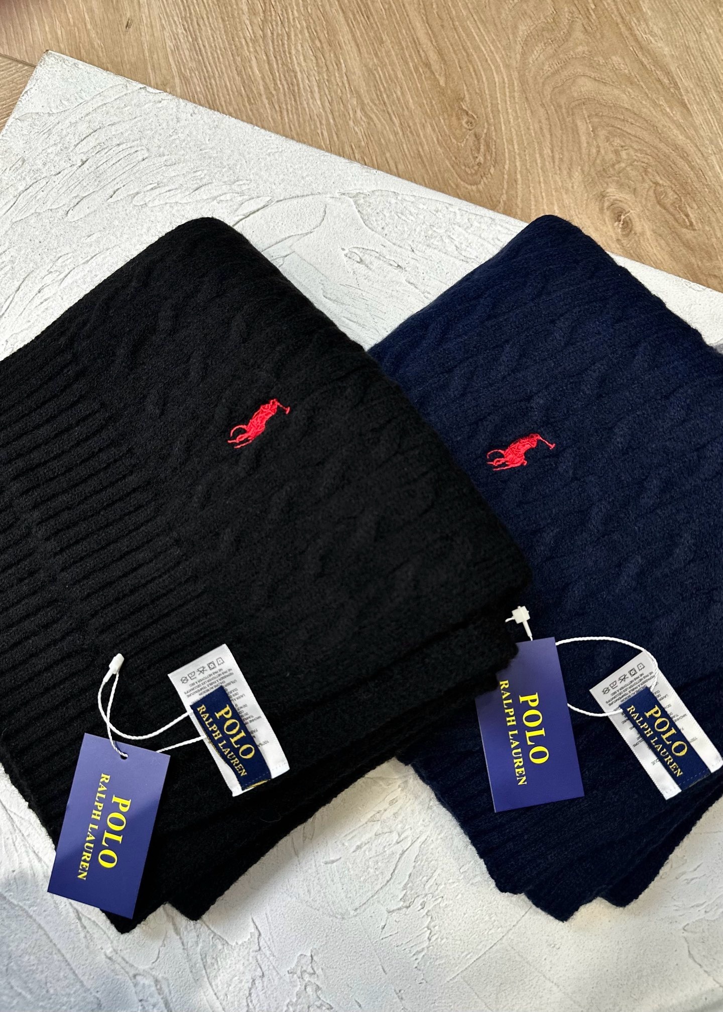 HDA6951 POLO scarf gallery