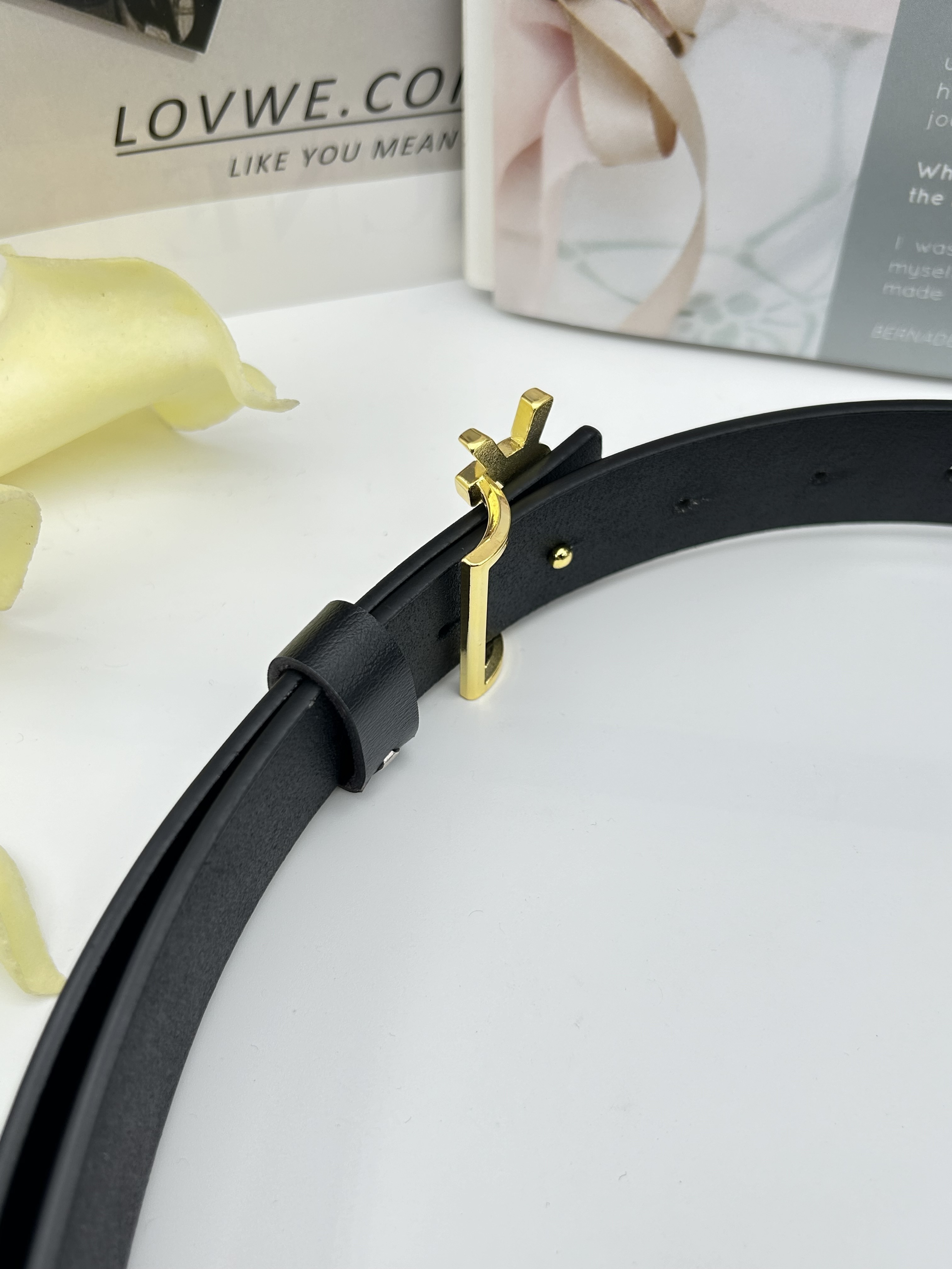 HDA7010 YSL belt gallery