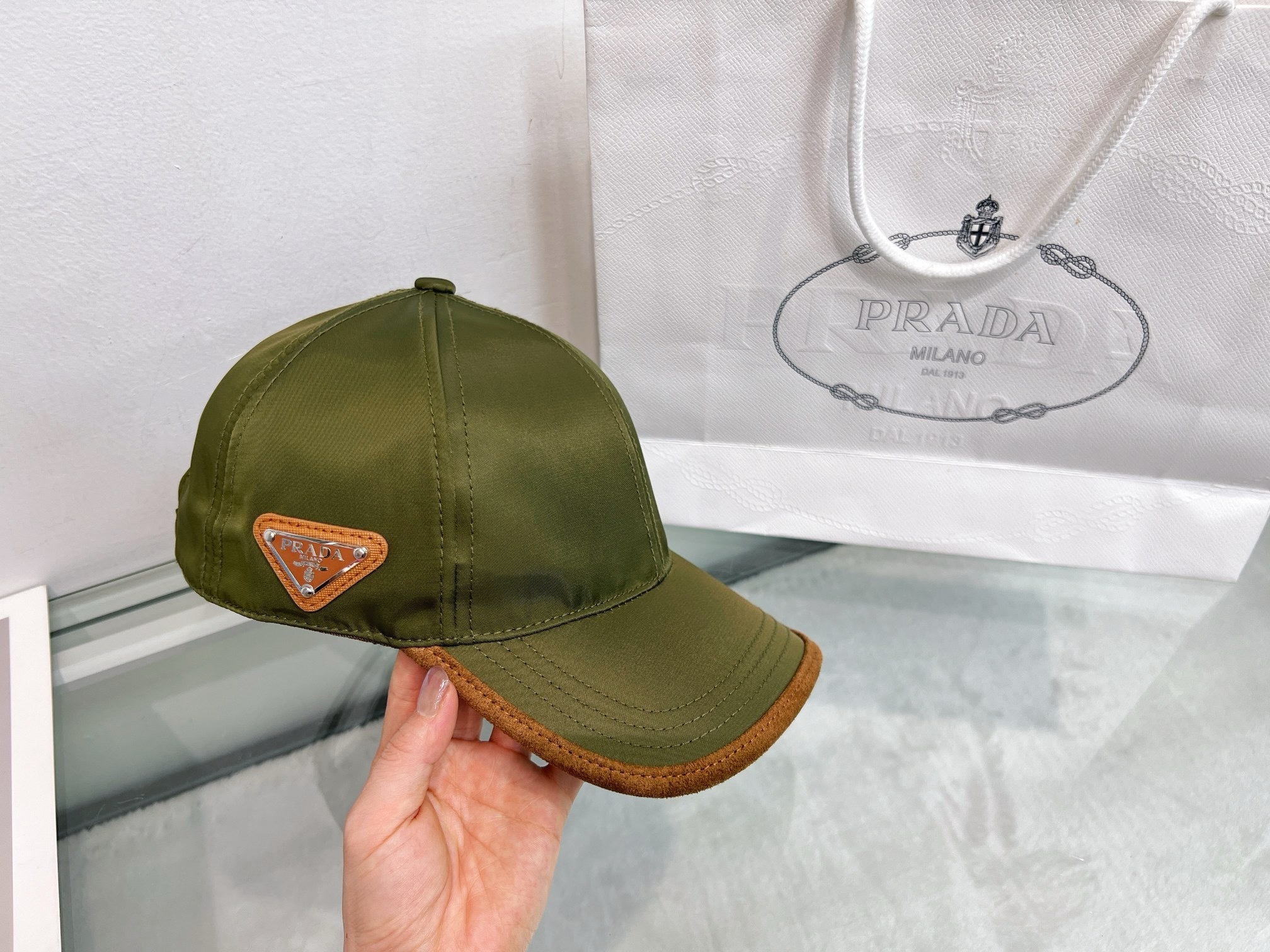 HDA7037 PRADA peaked cap gallery