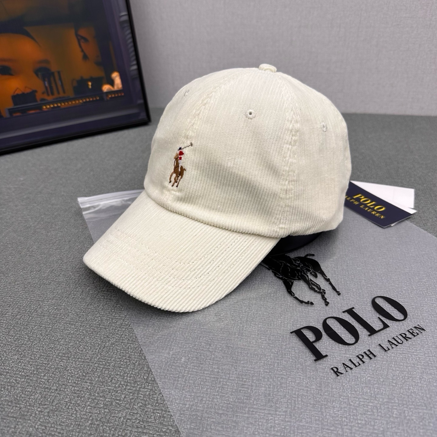 HDA7041 POLO hat cap gallery