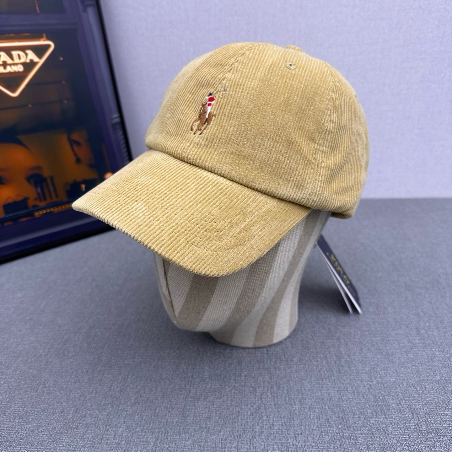 HDA7041 POLO peaked cap gallery