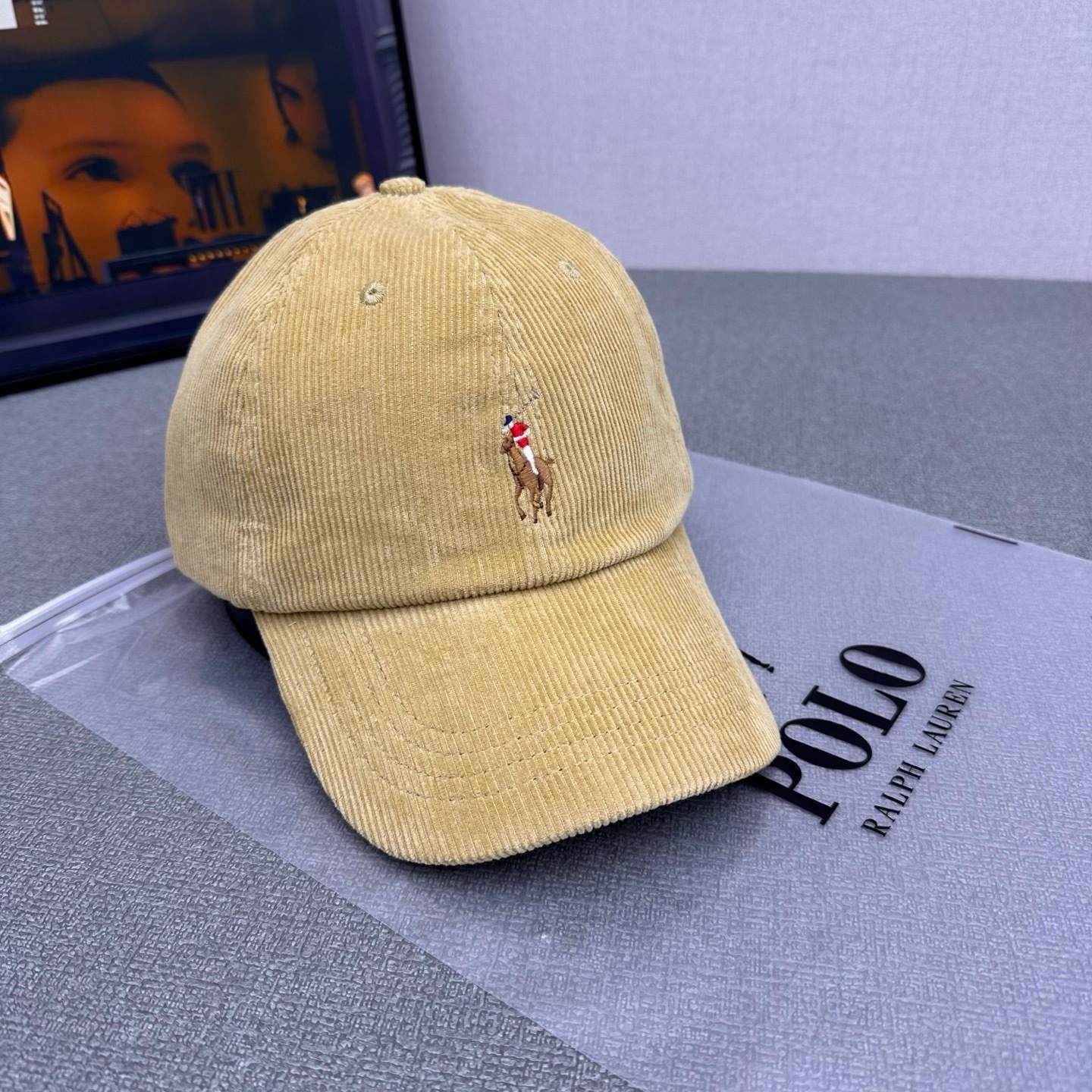 HDA7041 POLO peaked cap gallery