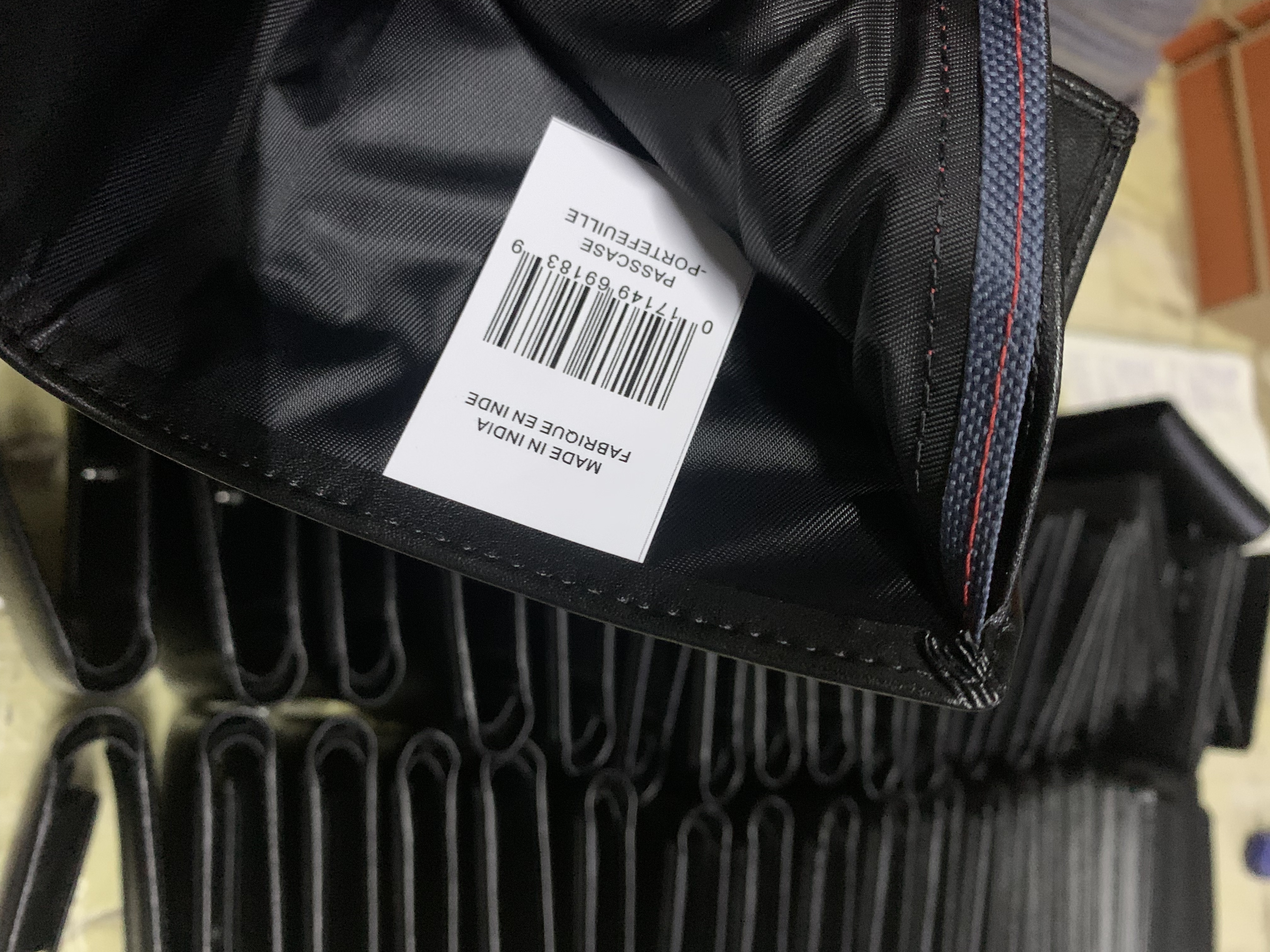 HDA7065 TOMMY wallet gallery