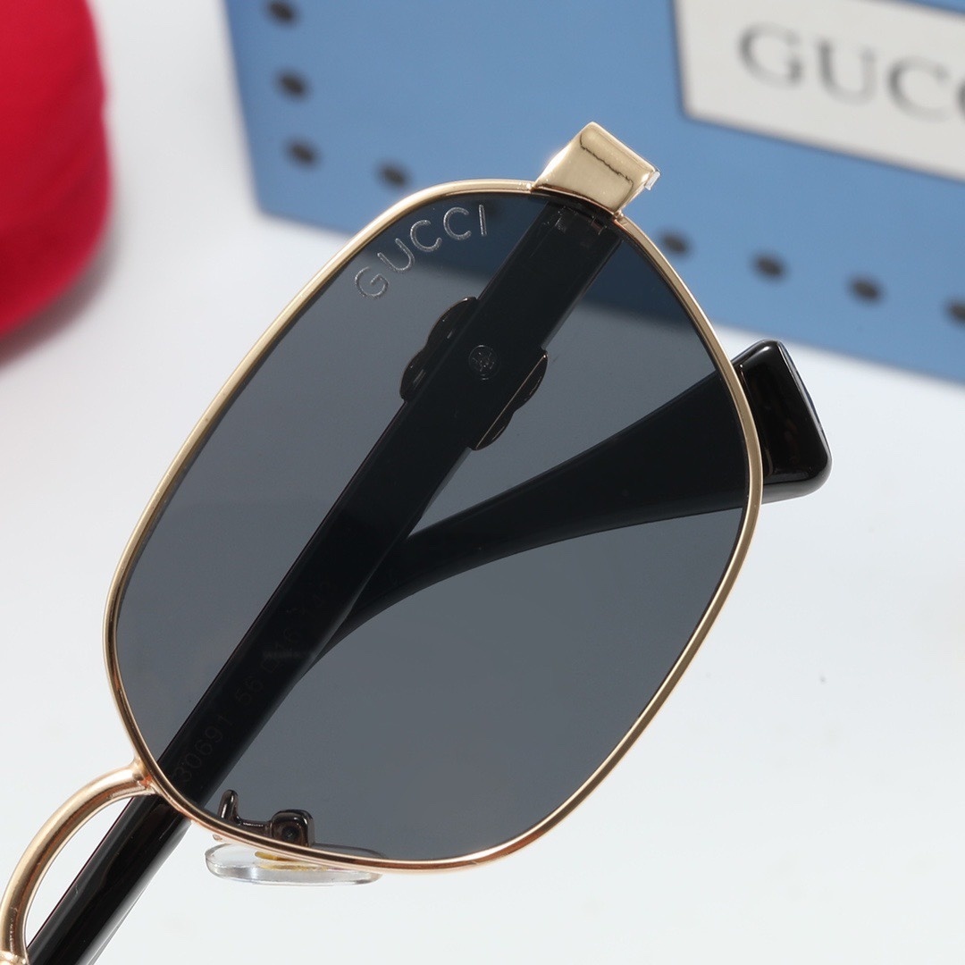 HDA7083 GUCCI glasses gallery