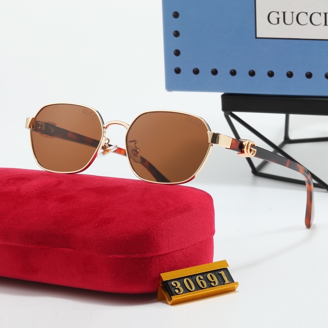 HDA7083 GUCCI glasses gallery