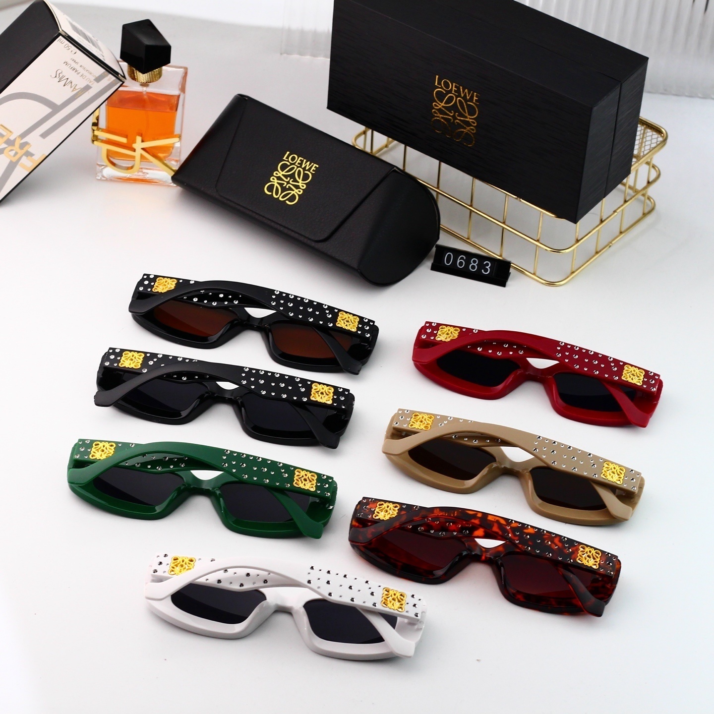 HDA7118 LOEWE glasses gallery