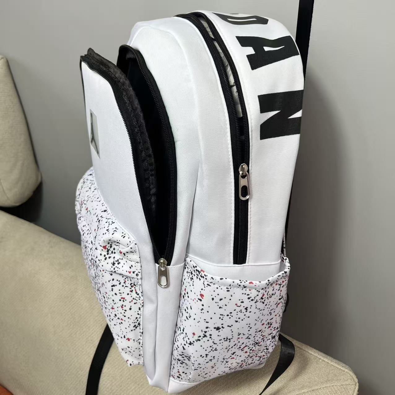 HDA7146 Jordan backpack gallery
