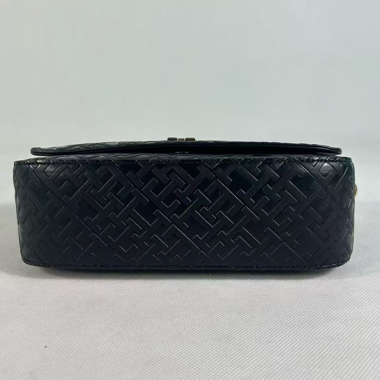 HDA7194 TOMMY handbag gallery