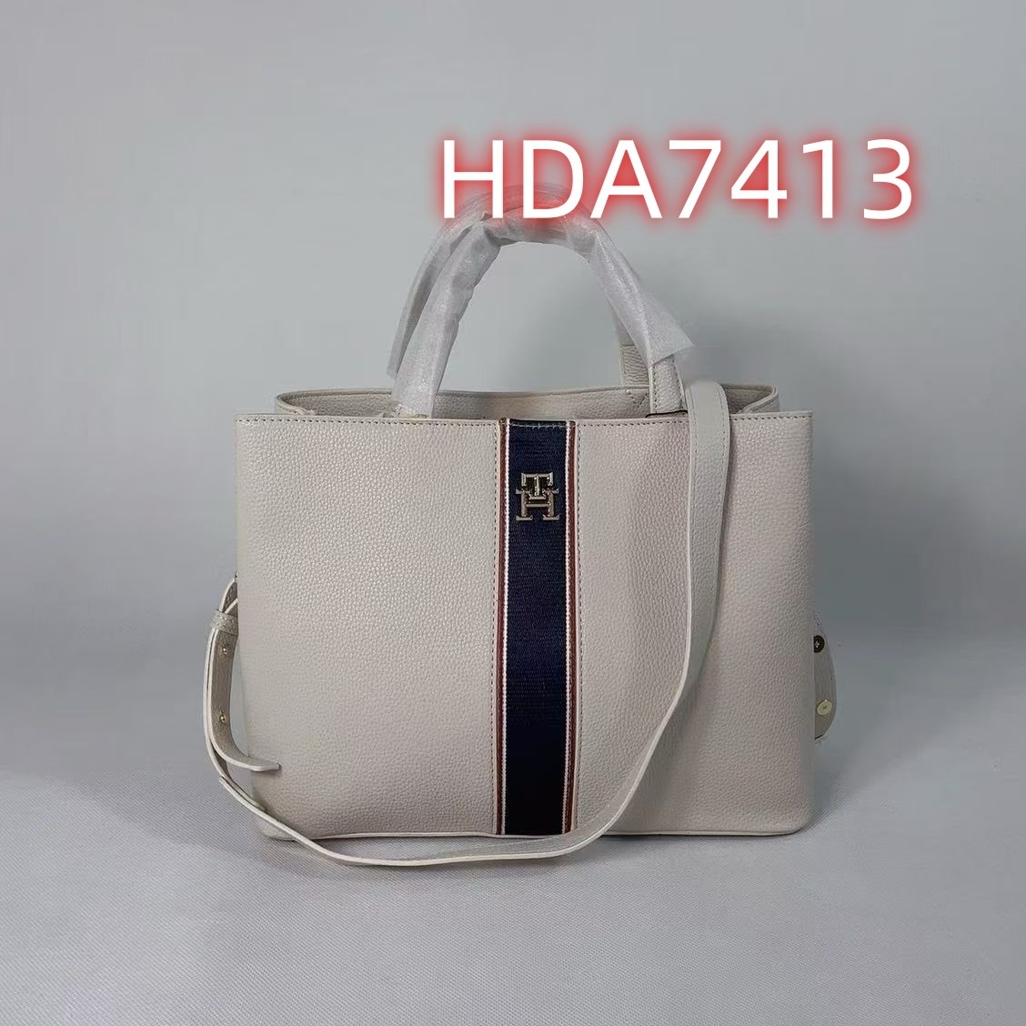 HDA7412 TOMMY handbag gallery