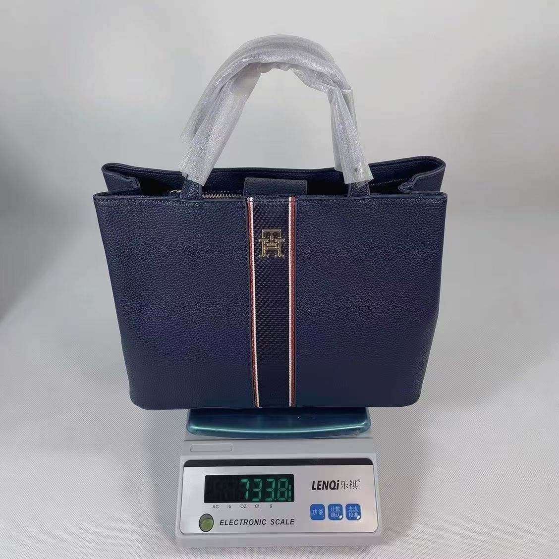 HDA7412 TOMMY handbag gallery