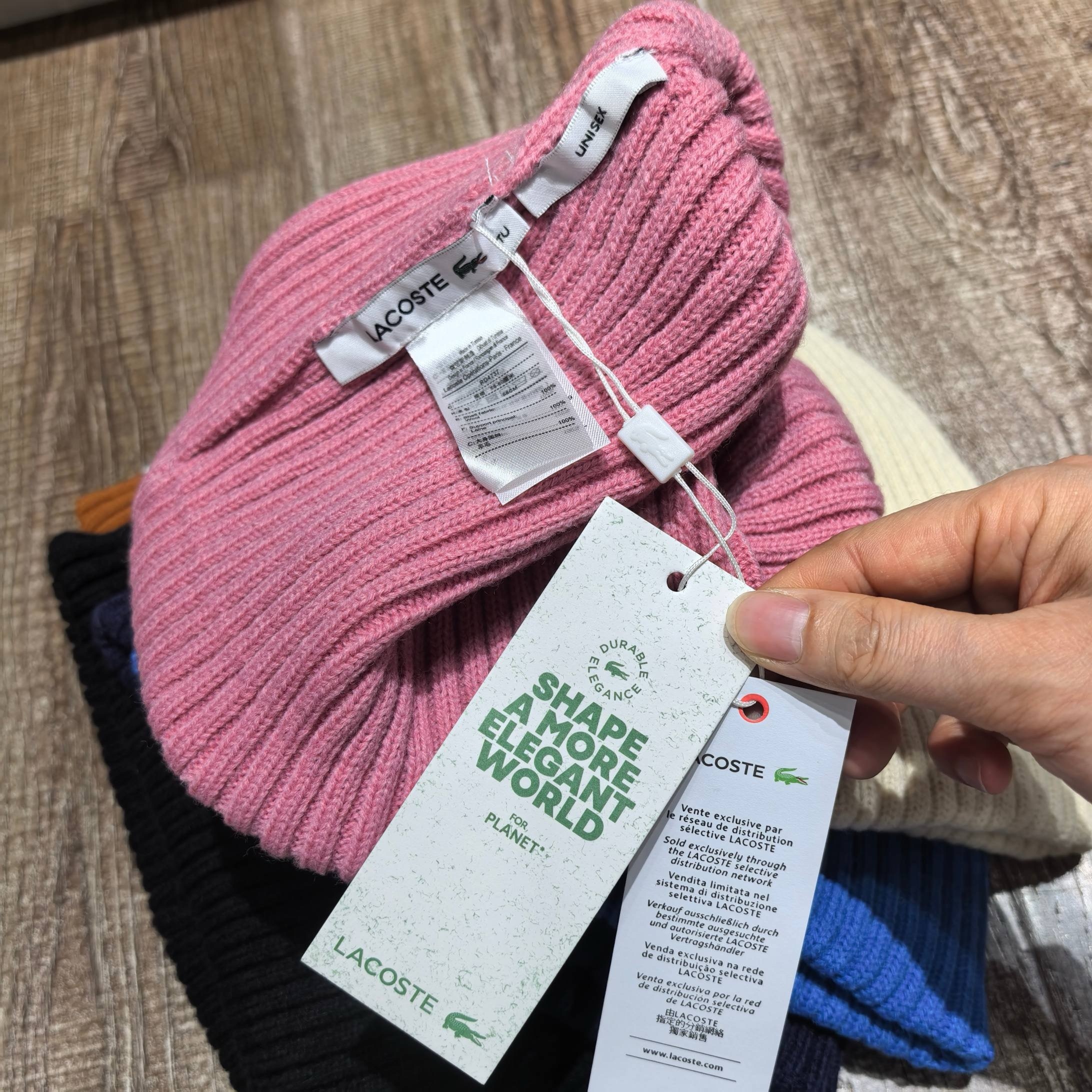 HDA7452 LACOSTE hat gallery