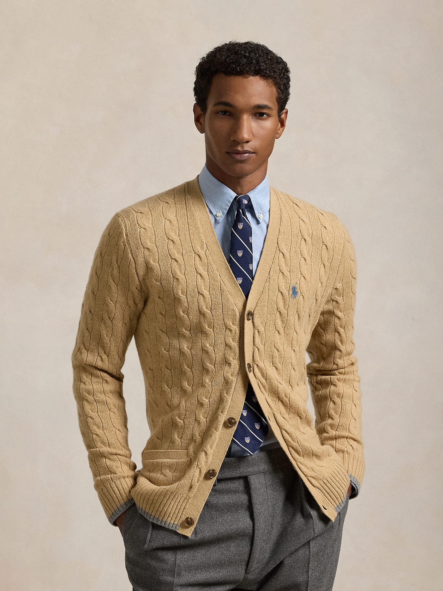 HDA7470 POLO sweater gallery