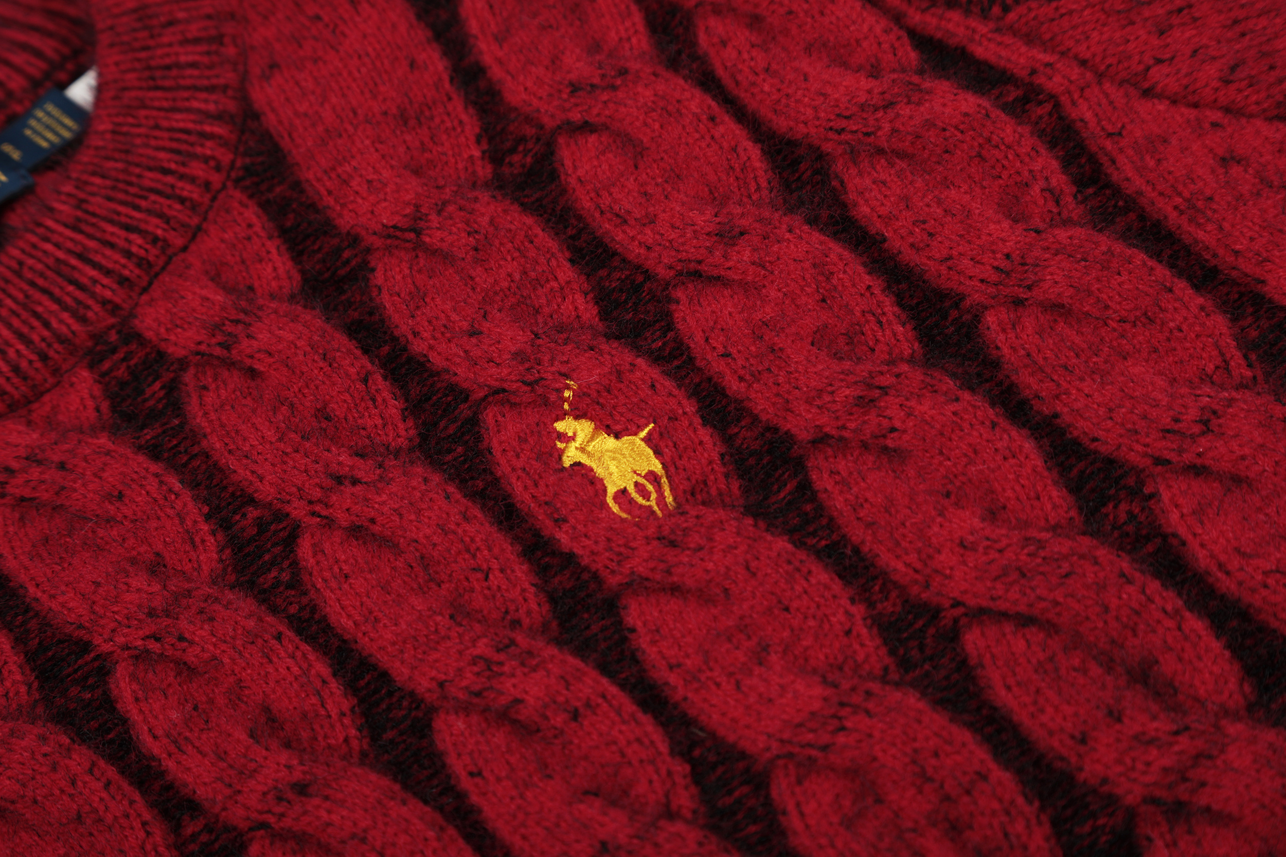 HDA7484 POLO sweater gallery