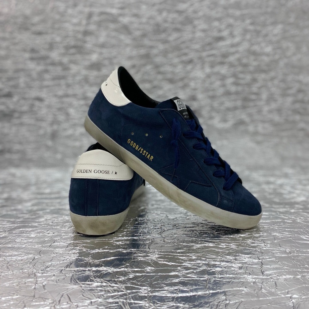 HDA7542 GGDB shoes gallery