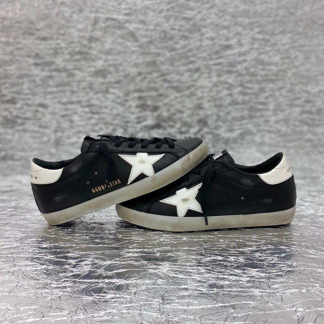 HDA7542 GGDB shoes gallery