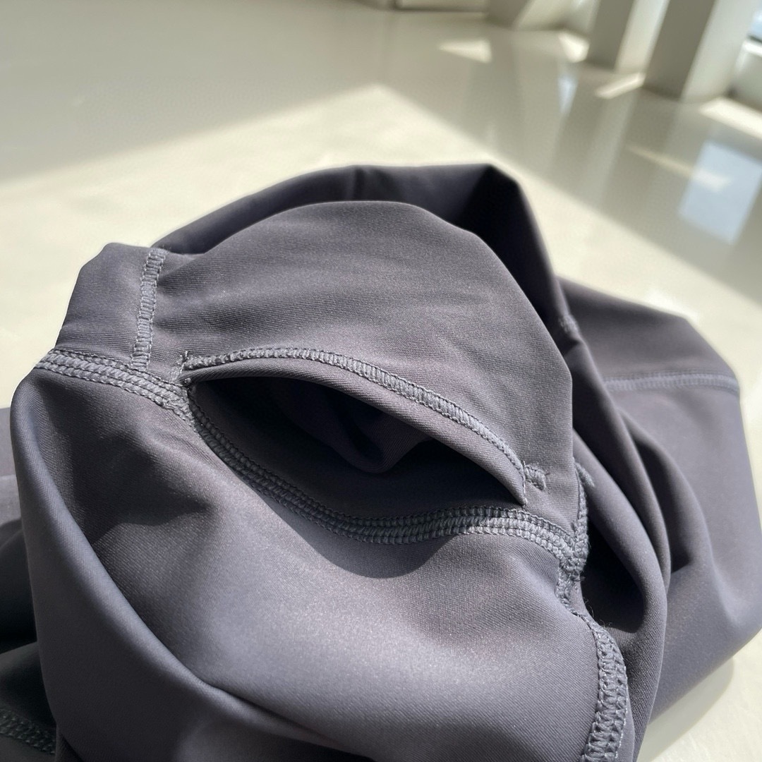 HDA7799 lululemon yoga pants gallery