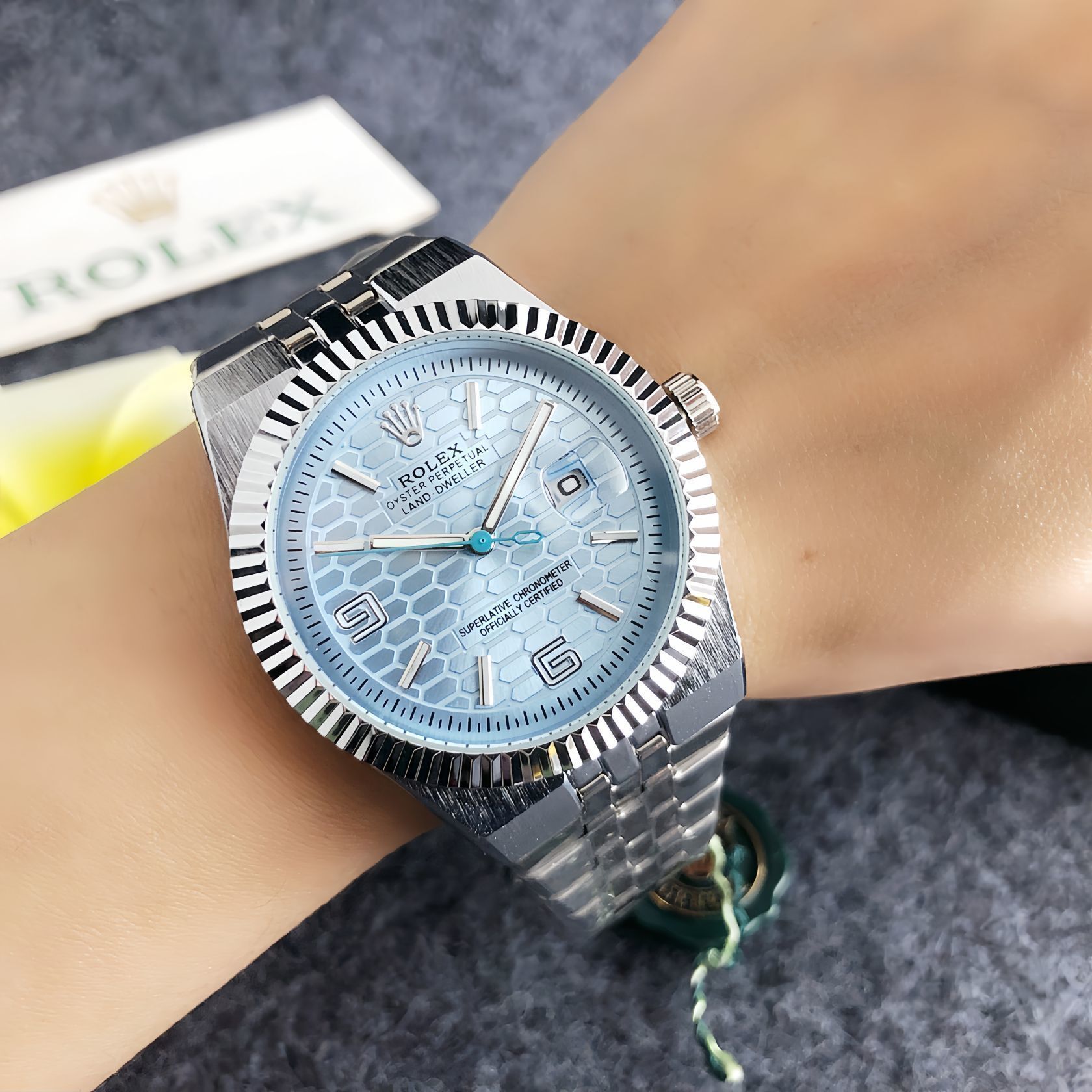 HDA7834 ROLEX watch gallery