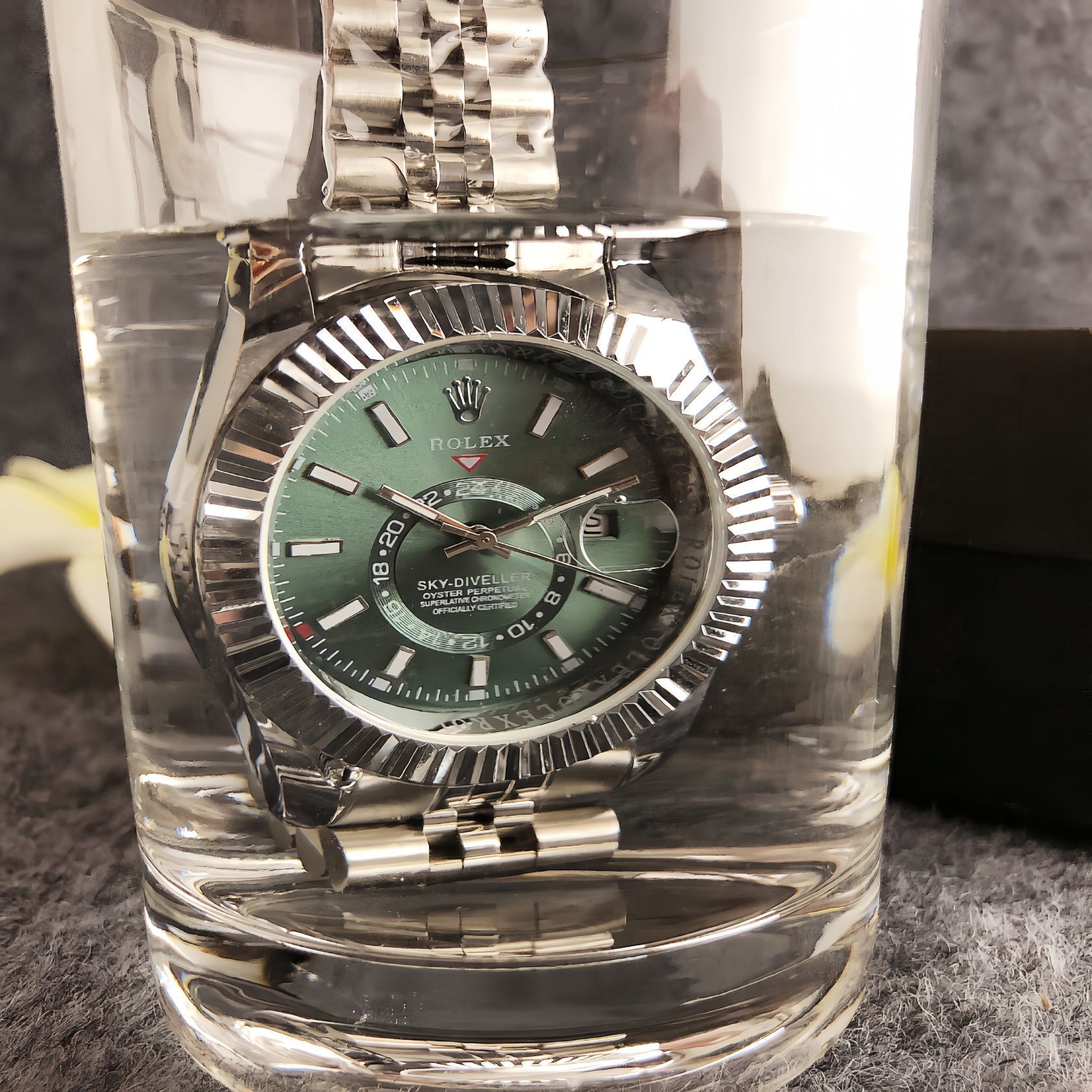 HDA7841 ROLEX watch gallery