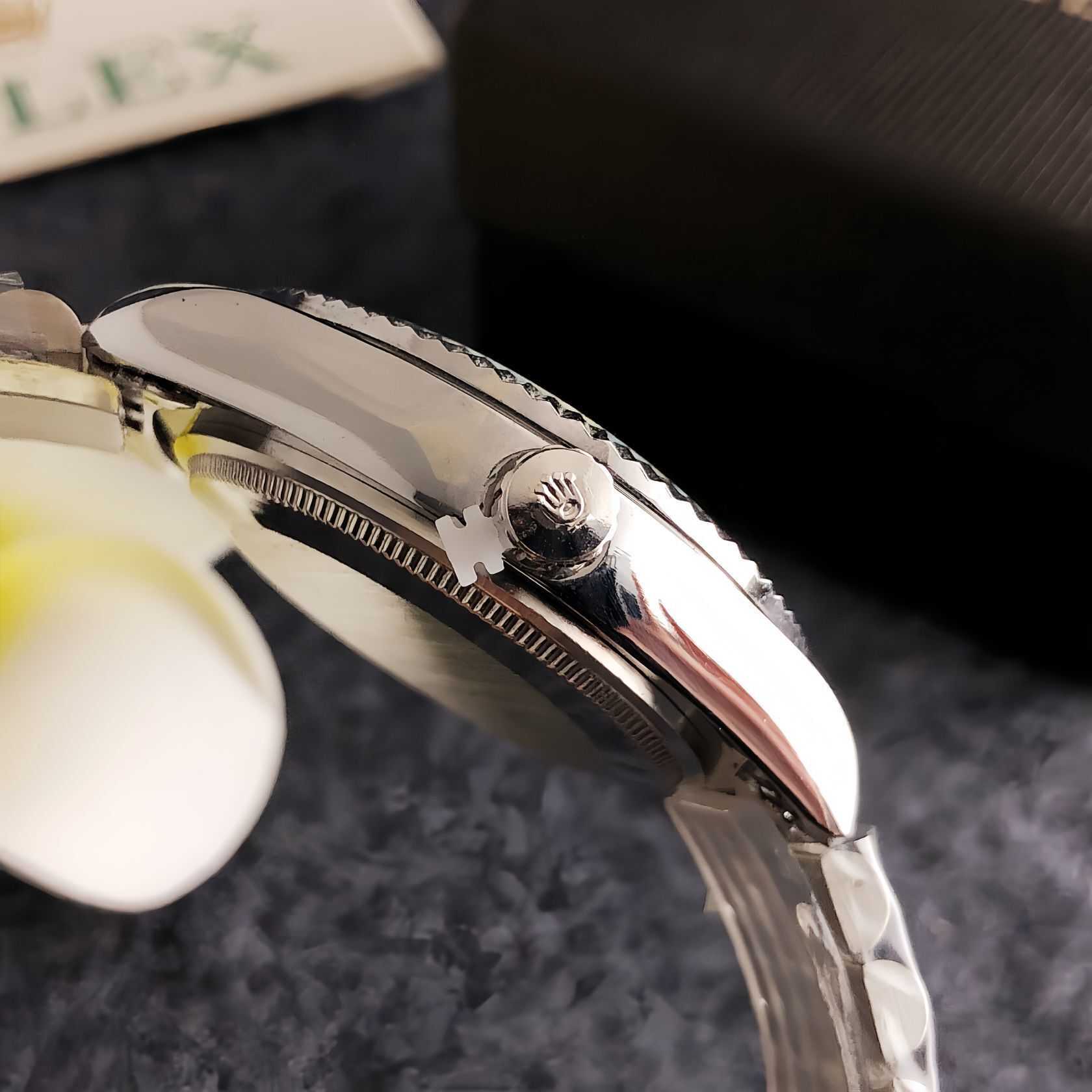 HDA7841 ROLEX watch gallery