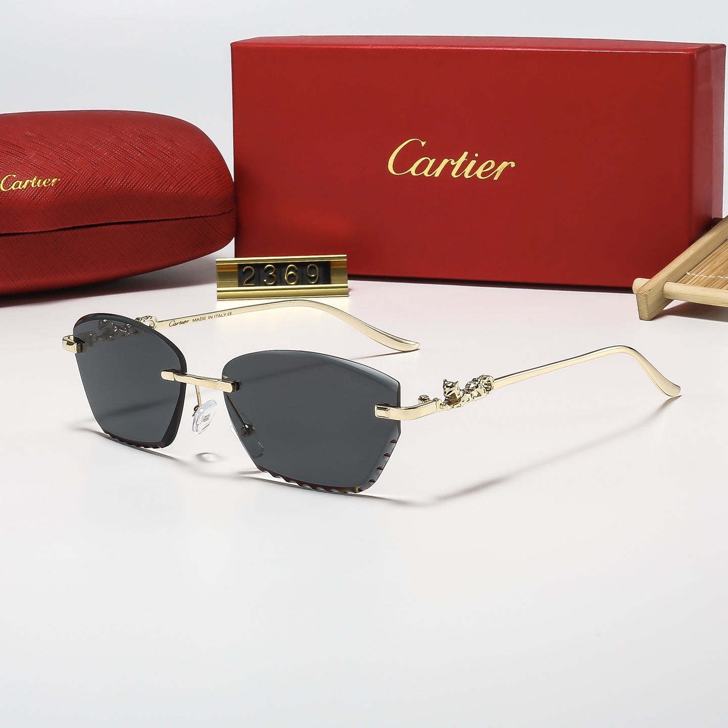 HDA7959 Cartier glasses gallery