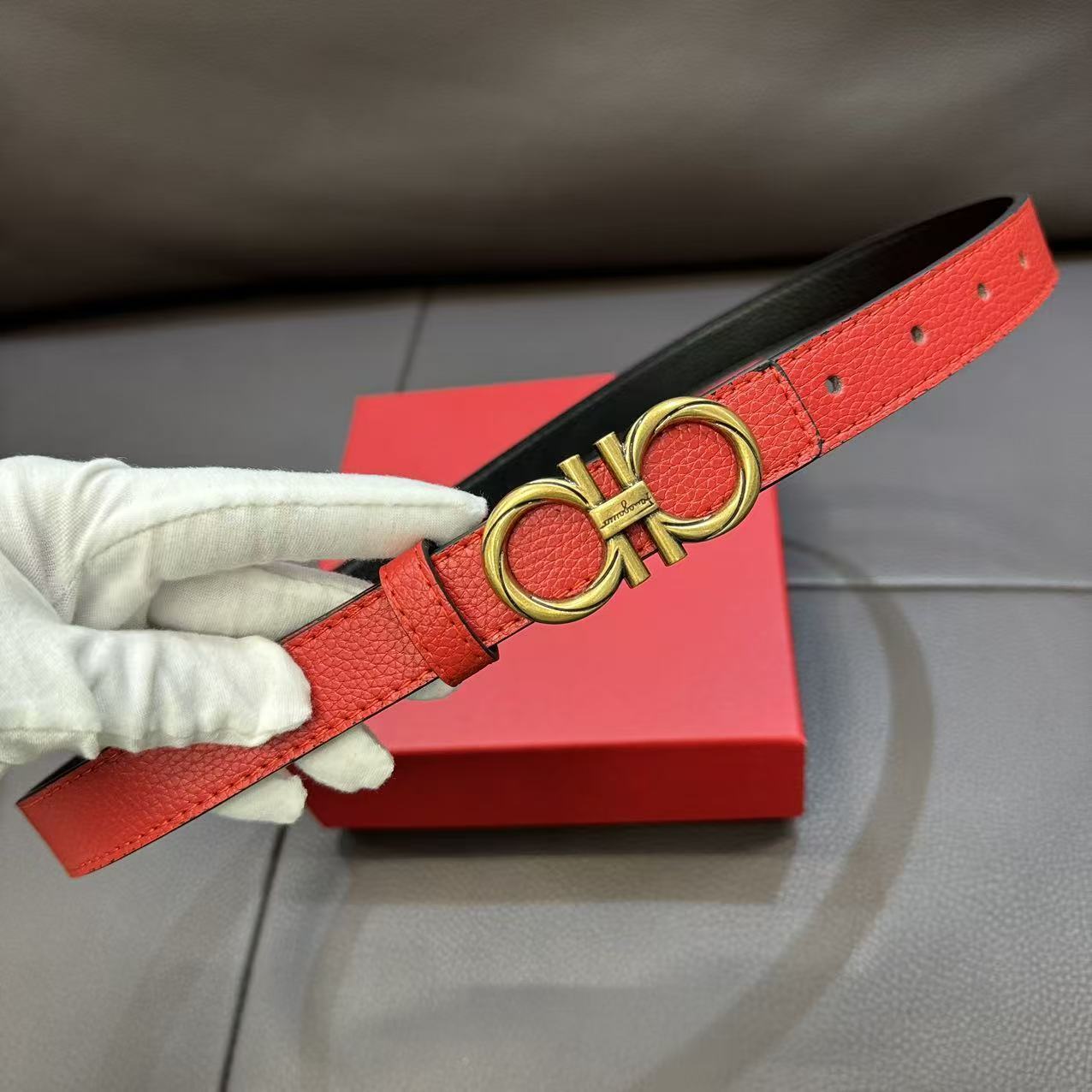 HDA8065 Ferragamo belt gallery