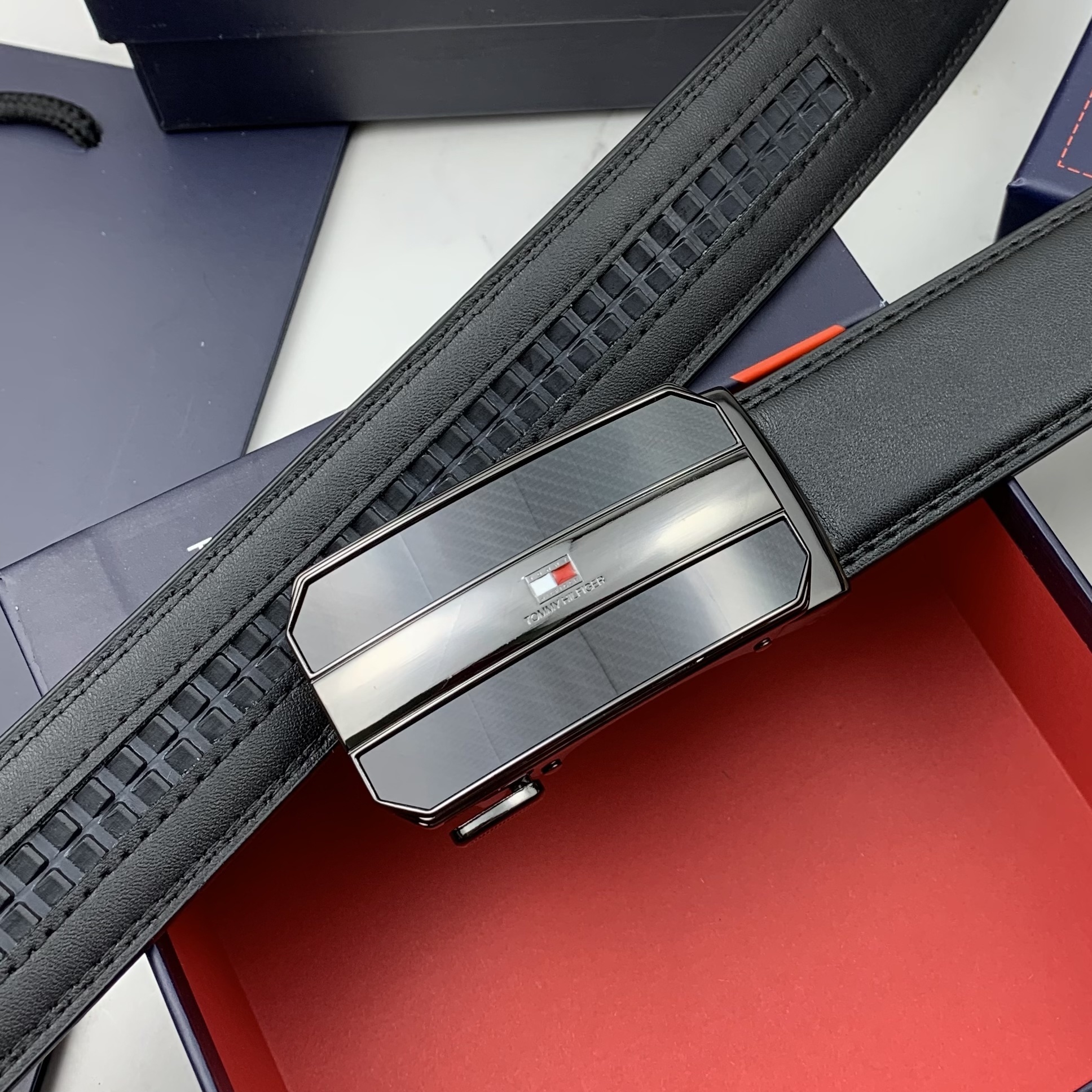 HDA8093 TOMMY belt gallery