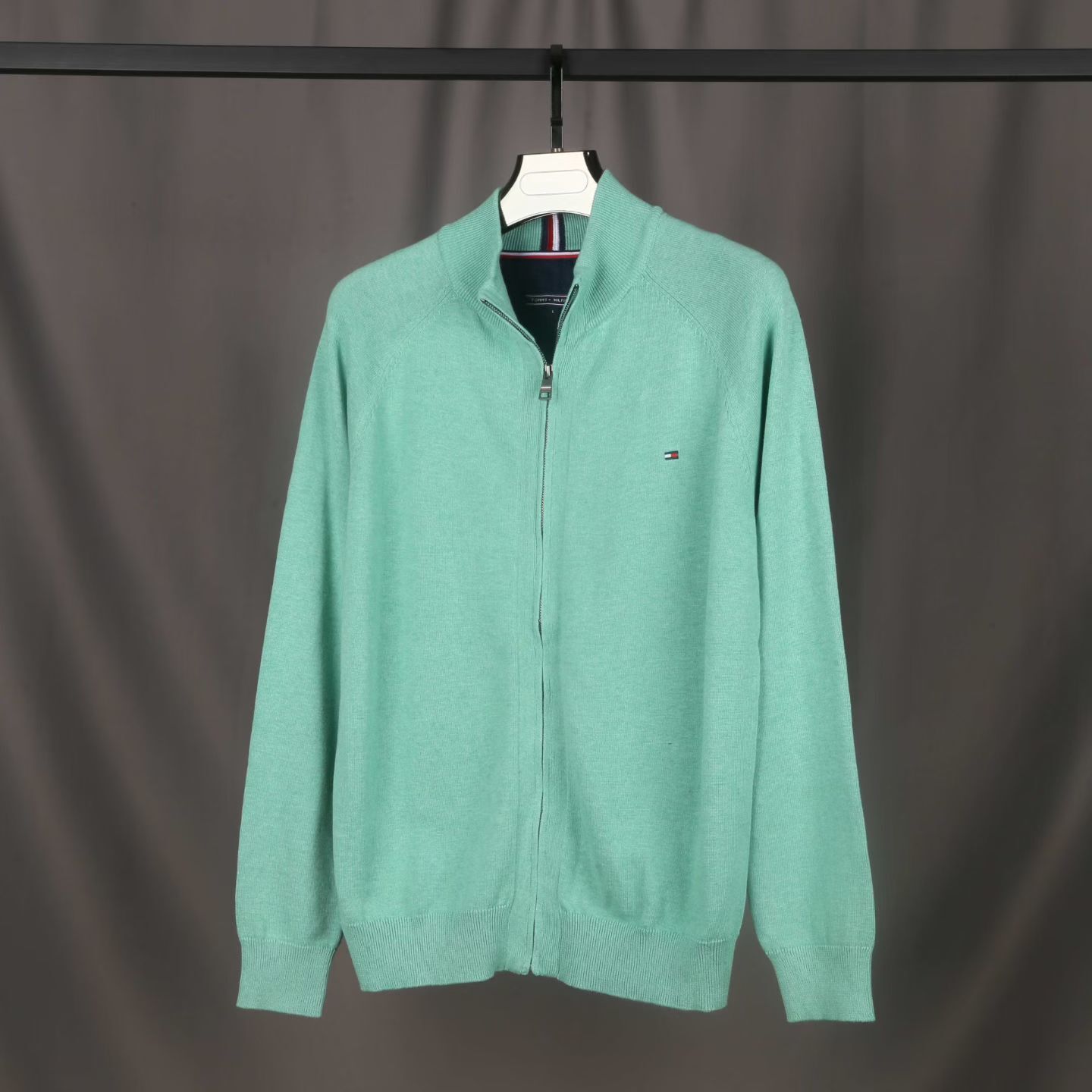 HDA8094 TOMMY sweater gallery