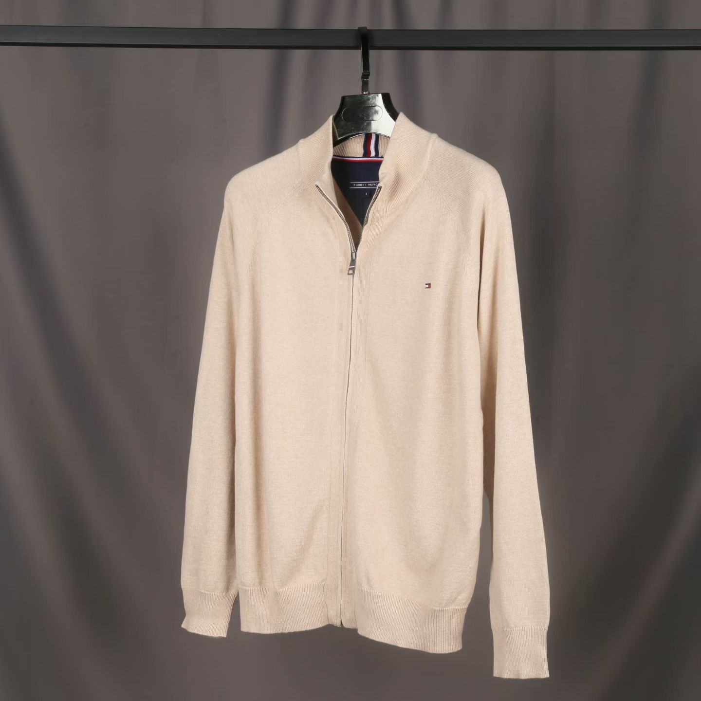 HDA8094 TOMMY sweater gallery