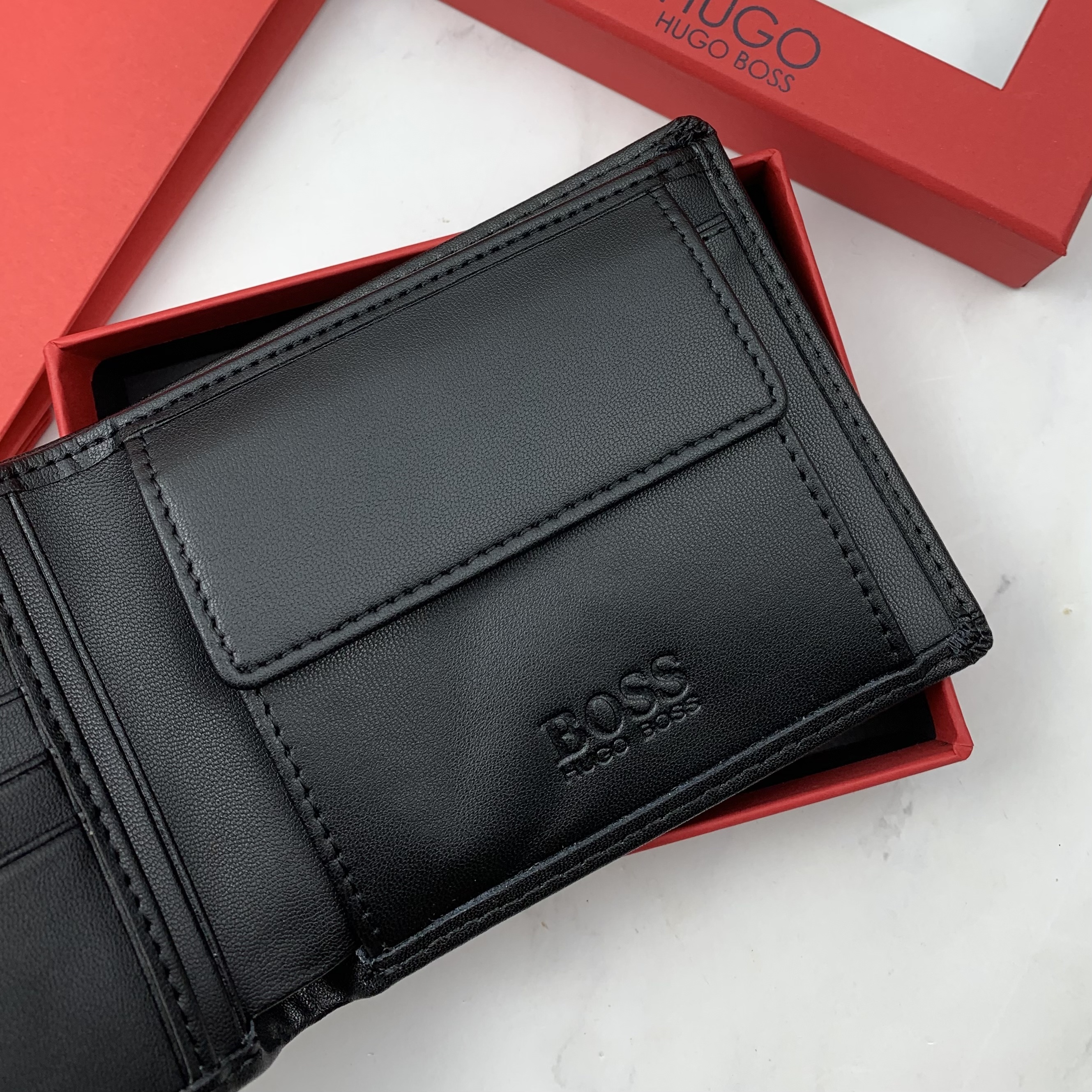 HDA8482 BOSS wallet gallery