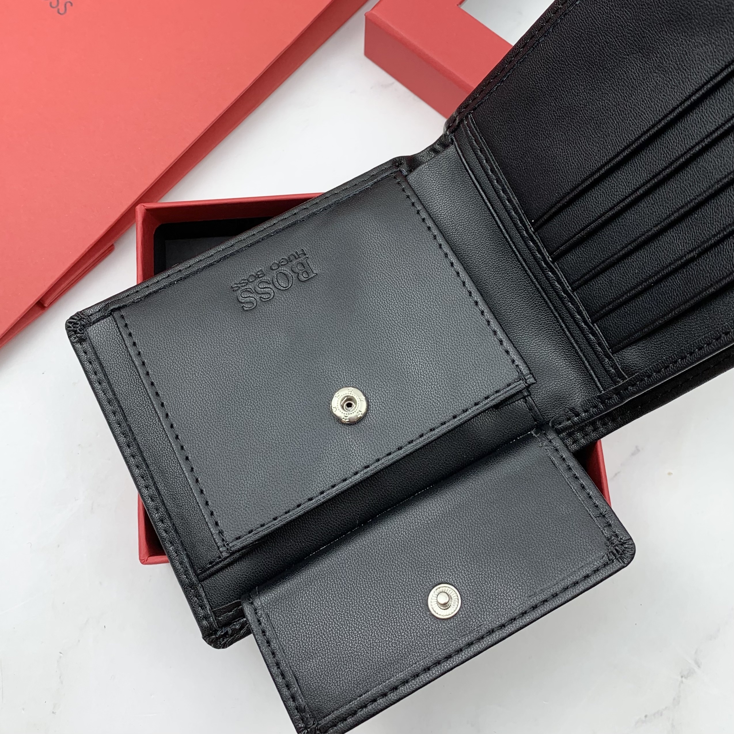 HDA8482 BOSS wallet gallery
