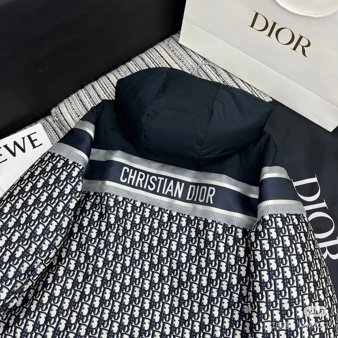 9007-69.99$- DIOR gallery
