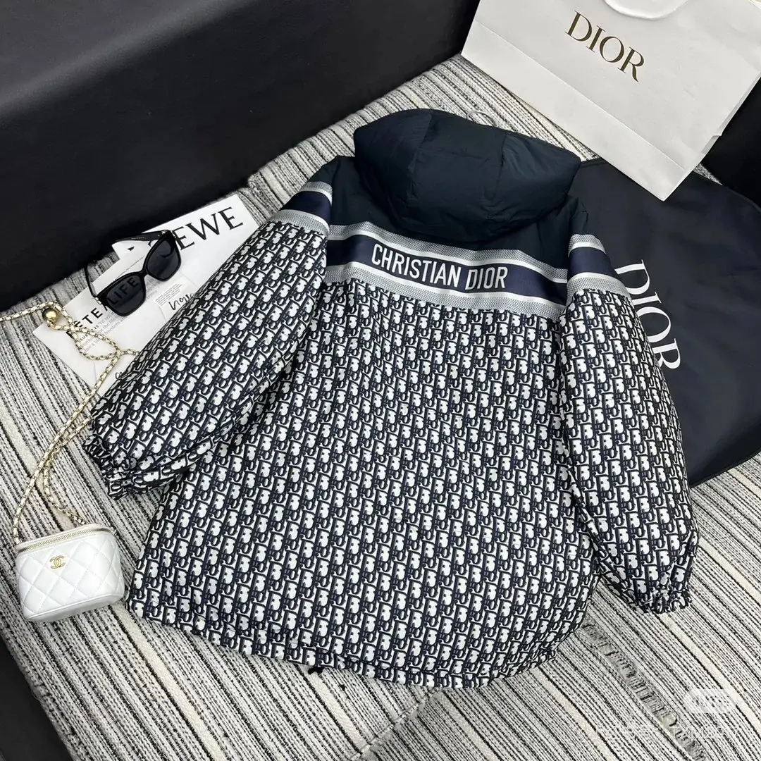 9007-69.99$- DIOR gallery