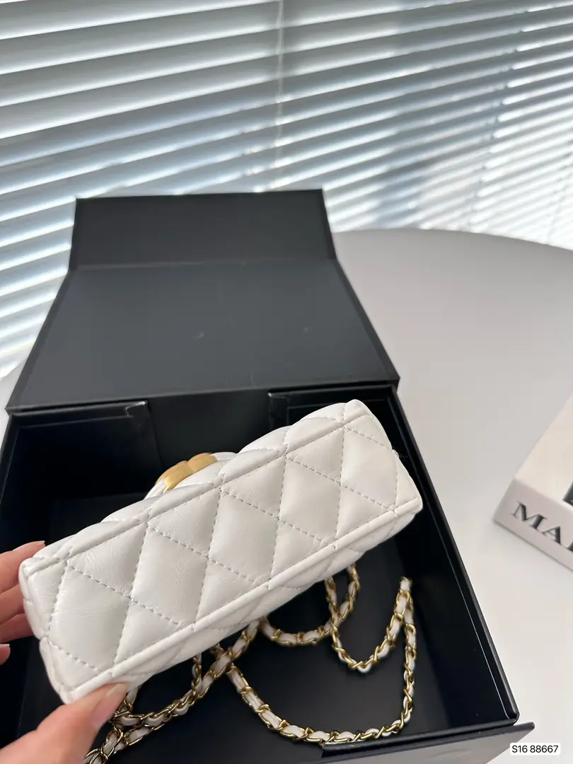 9026-54.2$-CHANEL gallery