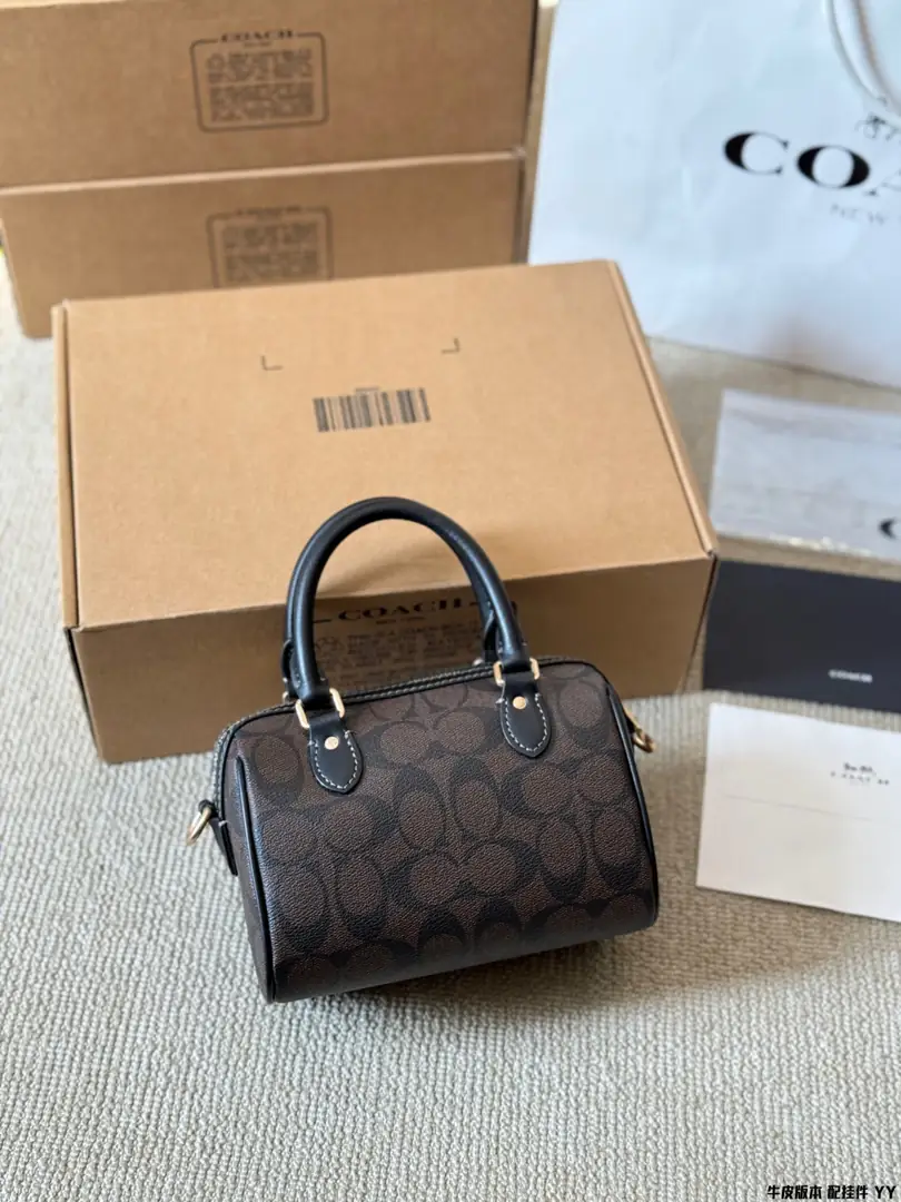 9077-59.9$-coach gallery