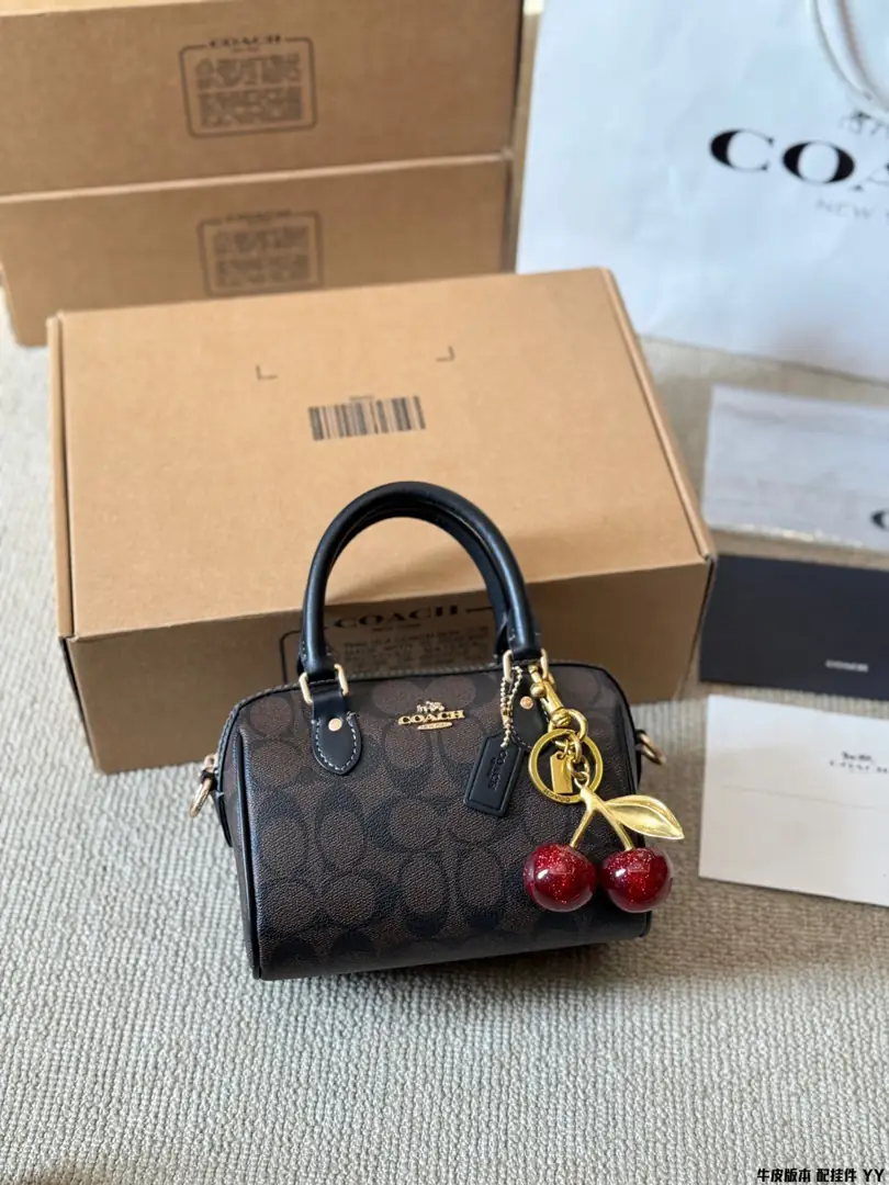 9077-59.9$-coach gallery