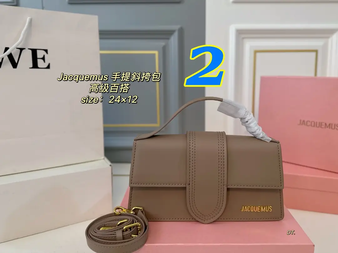 9146-57$-JACQUEMUS gallery