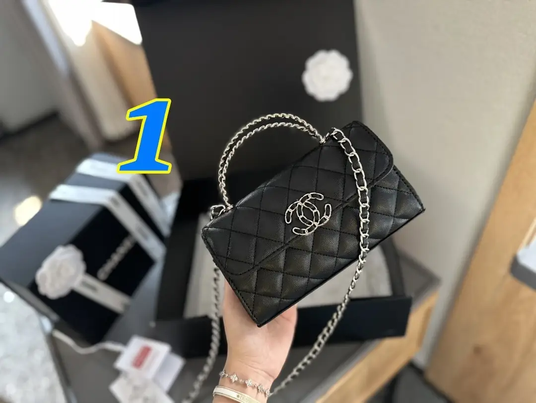 9153-62$-chanel gallery