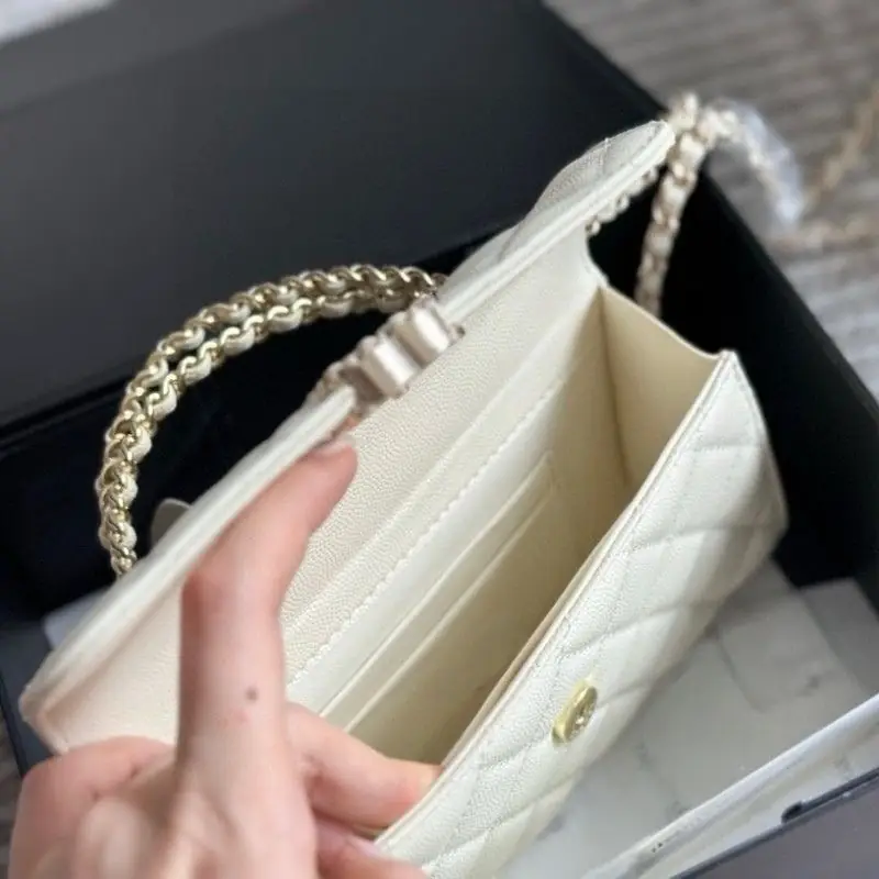 9153-62$-chanel gallery