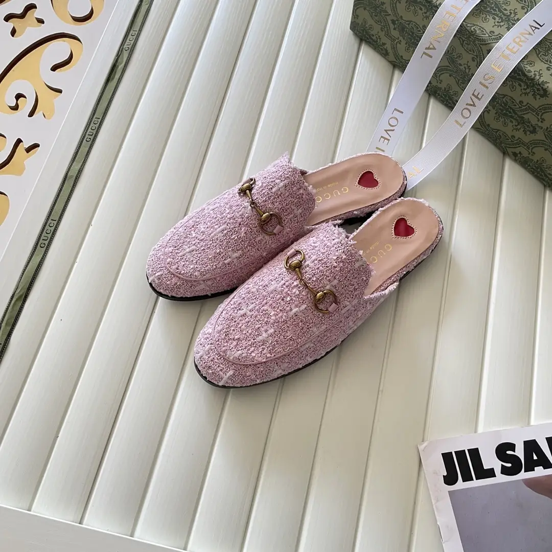 9168-57$-GUCCI gallery